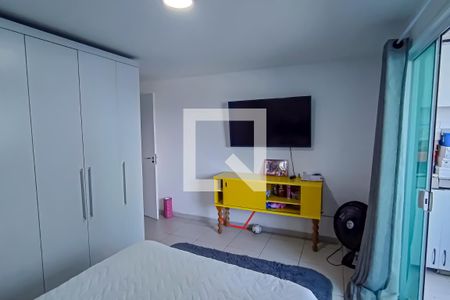 Quarto 1 de apartamento à venda com 3 quartos, 240m² em Taquara, Rio de Janeiro