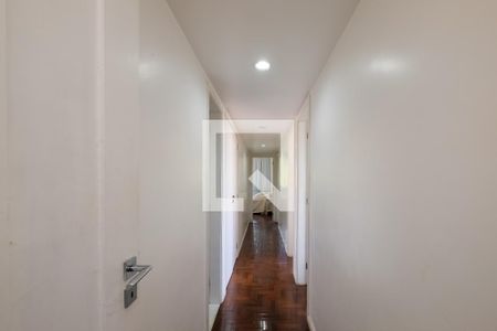 Corredor de apartamento à venda com 4 quartos, 136m² em Andaraí, Rio de Janeiro