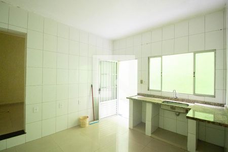 Cozinha de casa para alugar com 1 quarto, 60m² em Jardim Matarazzo, São Paulo