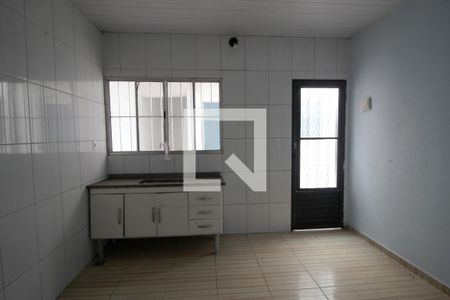 Cozinha de kitnet/studio para alugar com 1 quarto, 153m² em Jardim Santa Madre Paulina, Sorocaba