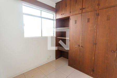 Quarto 2 de apartamento para alugar com 2 quartos, 55m² em Cruzeiro, Belo Horizonte