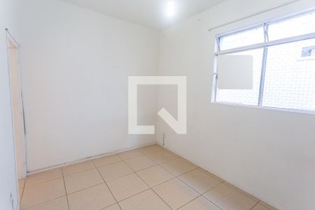 Sala de apartamento para alugar com 2 quartos, 55m² em Cruzeiro, Belo Horizonte