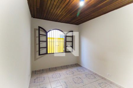 Quarto 2 de casa para alugar com 2 quartos, 60m² em Vila Clara, São Paulo