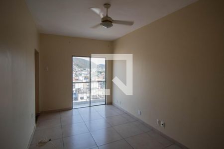 Sala de apartamento para alugar com 2 quartos, 58m² em Olaria, Rio de Janeiro