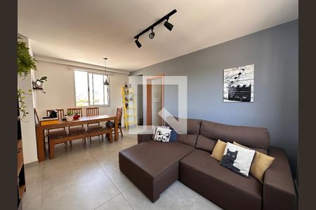 Sala de apartamento à venda com 3 quartos, 82m² em Esplanada, Belo Horizonte
