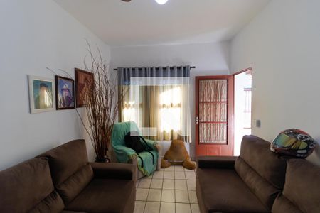 Sala de TV de casa à venda com 4 quartos, 319m² em Jardim Flamboyant, Campinas