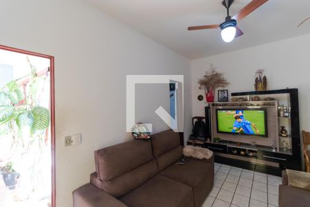 Sala de TV de casa à venda com 4 quartos, 319m² em Jardim Flamboyant, Campinas