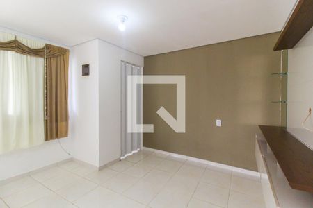 Sala de casa para alugar com 1 quarto, 70m² em Vila Arizona, Itaquaquecetuba