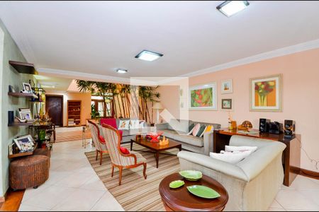 Sala de casa para alugar com 4 quartos, 500m² em Vila Rosália, Guarulhos