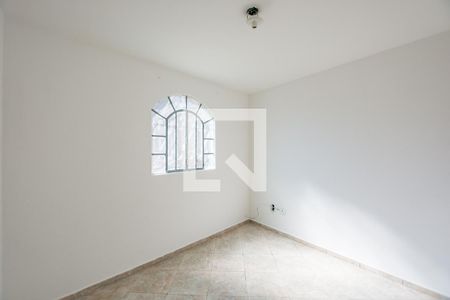 Quarto 1 de casa para alugar com 2 quartos, 60m² em Alto Caiçaras, Belo Horizonte