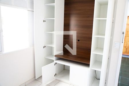 Sala de apartamento para alugar com 2 quartos, 49m² em Vila Nova Bonsucesso, Guarulhos