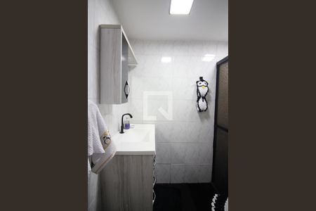Banheiro Social de apartamento à venda com 2 quartos, 60m² em Taboão, São Bernardo do Campo