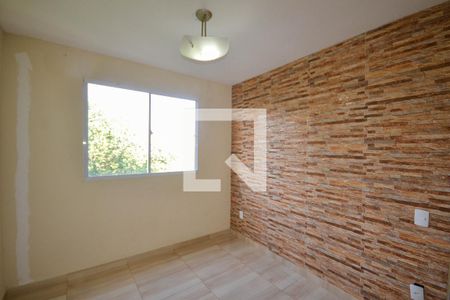 Sala de apartamento para alugar com 2 quartos, 40m² em Cerâmica, Nova Iguaçu