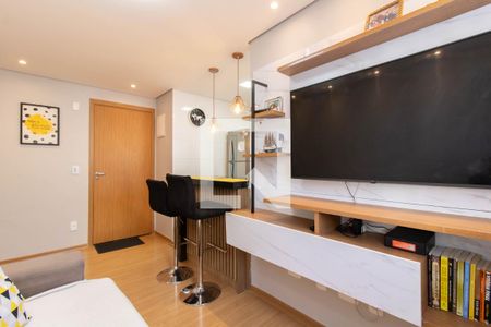 Sala de apartamento à venda com 2 quartos, 47m² em Vila Barros, Guarulhos