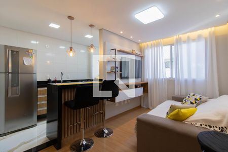 Sala de apartamento à venda com 2 quartos, 47m² em Vila Barros, Guarulhos