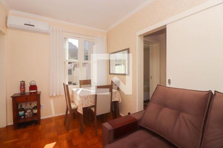 Sala de apartamento à venda com 2 quartos, 52m² em Petrópolis, Porto Alegre
