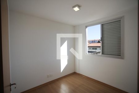 Quarto 1 de apartamento à venda com 3 quartos, 92m² em Padre Eustáquio, Belo Horizonte