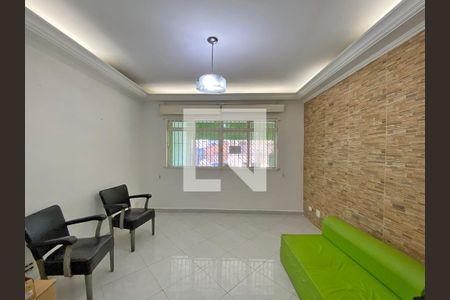 Sala de casa para alugar com 5 quartos, 175m² em Quarta Parada, São Paulo