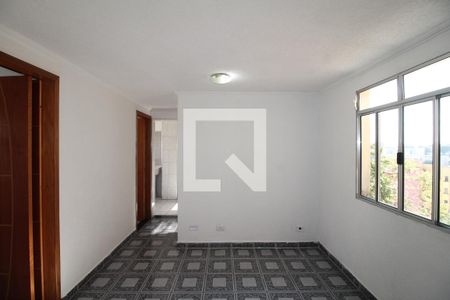 Sala   de apartamento à venda com 2 quartos, 57m² em Vila Sílvia, São Paulo