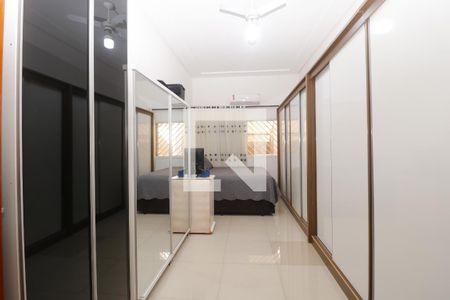 Quarto 1 - Suíte de casa para alugar com 3 quartos, 220m² em Sítio do Morro, São Paulo