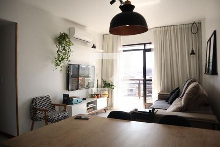 Apartamento à venda com 95m², 3 quartos e 1 vagaSala