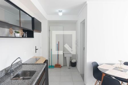 Sala/Cozinha de apartamento à venda com 2 quartos, 36m² em Bela Vista, São Paulo