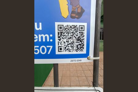 Casa à venda com 186m², 3 quartos e 6 vagas Casa à venda com 186m², 3 quartos e 6 vagasFachada - Plaquinha