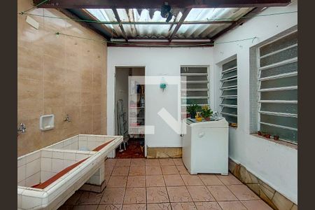 Casa à venda com 186m², 3 quartos e 6 vagas Casa à venda com 186m², 3 quartos e 6 vagasÁrea de Serviço