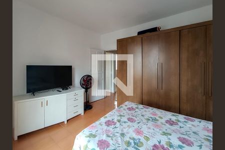 Casa à venda com 186m², 3 quartos e 6 vagas Casa à venda com 186m², 3 quartos e 6 vagasQuarto 1