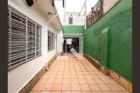Casa à venda com 186m², 3 quartos e 6 vagas Casa à venda com 186m², 3 quartos e 6 vagasGaragem