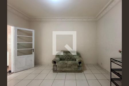 Casa à venda com 186m², 3 quartos e 6 vagas Casa à venda com 186m², 3 quartos e 6 vagasSala de Jantar