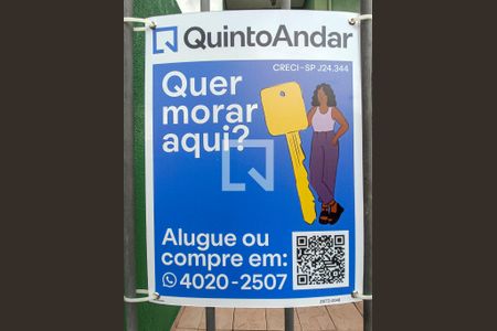 Casa à venda com 186m², 3 quartos e 6 vagas Casa à venda com 186m², 3 quartos e 6 vagasFachada - Plaquinha