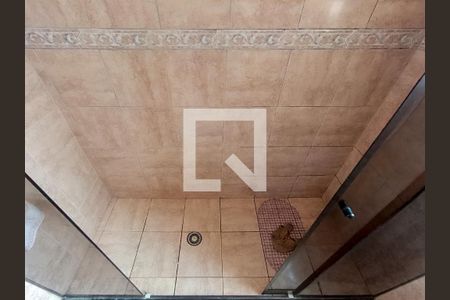 Casa à venda com 186m², 3 quartos e 6 vagas Casa à venda com 186m², 3 quartos e 6 vagasBanheiro Social