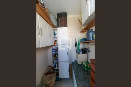 Despensa de apartamento à venda com 2 quartos, 125m² em Vila Itapura, Campinas