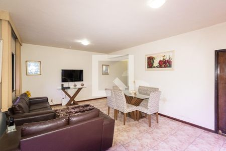 Sala de casa de condomínio para alugar com 3 quartos, 238m² em Campo Grande, Rio de Janeiro