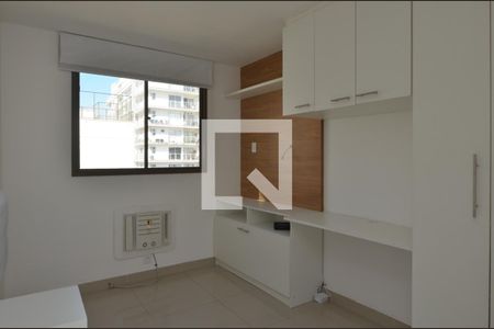 Quarto 1 de apartamento à venda com 3 quartos, 211m² em Recreio dos Bandeirantes, Rio de Janeiro