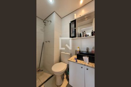Banheiro de kitnet/studio à venda com 1 quarto, 37m² em Liberdade, São Paulo
