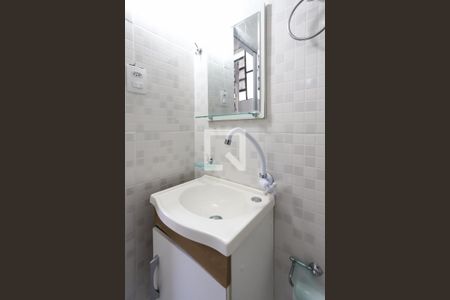 Banheiro de casa para alugar com 1 quarto, 30m² em Lauzane Paulista, São Paulo
