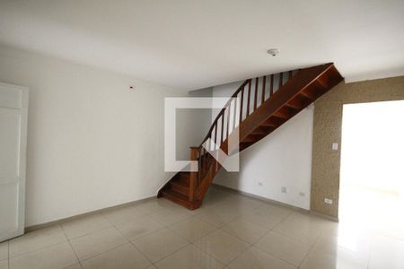 Sala de casa para alugar com 2 quartos, 180m² em Cambuci, São Paulo