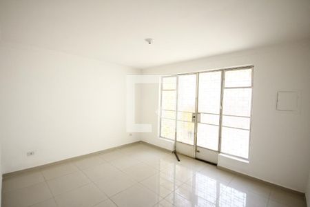 Sala de casa para alugar com 2 quartos, 180m² em Cambuci, São Paulo