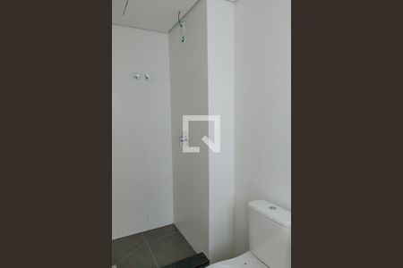 Banheiro de kitnet/studio à venda com 1 quarto, 51m² em Cidade Baixa, Porto Alegre