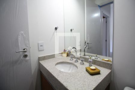 Banheiro de apartamento para alugar com 1 quarto, 39m² em Vila Mariana, São Paulo