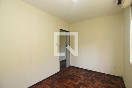 Quarto 1 de apartamento para alugar com 2 quartos, 50m² em Cristal, Porto Alegre