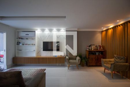 Sala de casa de condomínio à venda com 4 quartos, 220m² em Vargem Pequena, Rio de Janeiro