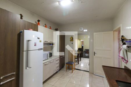 Casa à venda com 138m², 3 quartos e 3 vagas Casa à venda com 138m², 3 quartos e 3 vagasCozinha