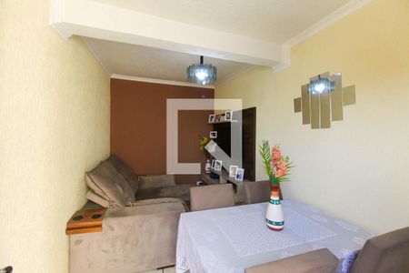 Casa à venda com 138m², 3 quartos e 3 vagas Casa à venda com 138m², 3 quartos e 3 vagasSala 2