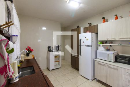 Casa à venda com 138m², 3 quartos e 3 vagas Casa à venda com 138m², 3 quartos e 3 vagasCozinha