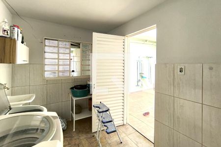 Casa à venda com 110m², 2 quartos e 3 vagas Casa à venda com 110m², 2 quartos e 3 vagasÁrea de Serviço