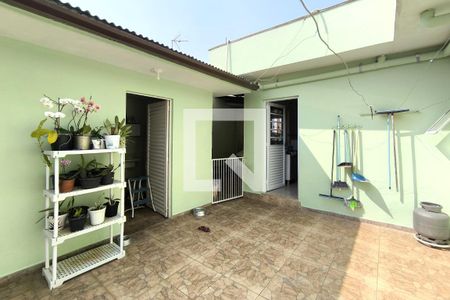 Casa à venda com 110m², 2 quartos e 3 vagas Casa à venda com 110m², 2 quartos e 3 vagasÁrea comum