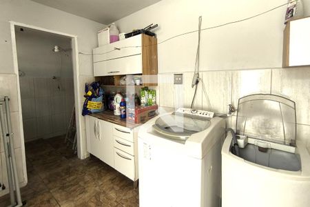 Casa à venda com 110m², 2 quartos e 3 vagas Casa à venda com 110m², 2 quartos e 3 vagasÁrea de Serviço